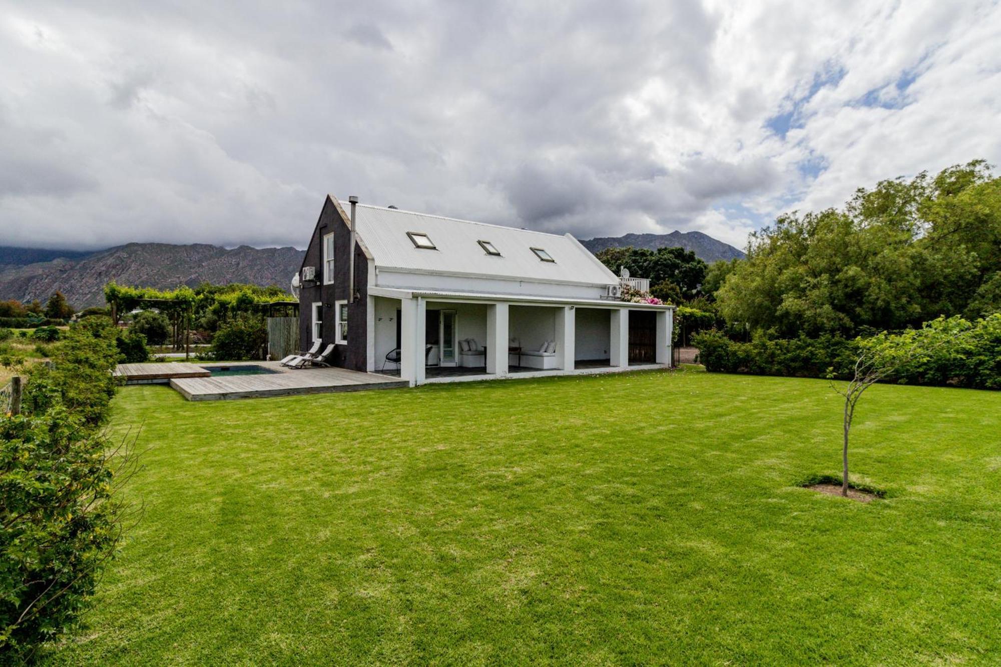 The Barn On 62 - Cottages Montagu Exterior foto